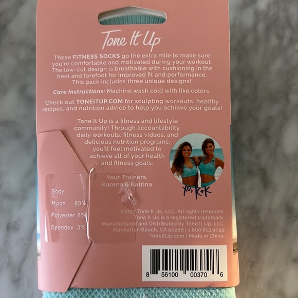 Tone it Up Socks - Picture 2 of 3